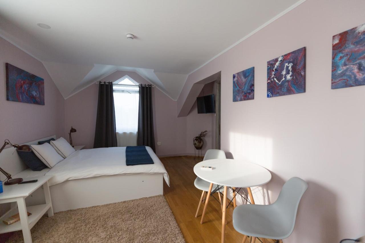 Casa Ris Hotel Târgu Jiu Buitenkant foto